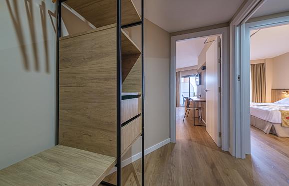 Habitación Familiar Comunicada Vista Piscina