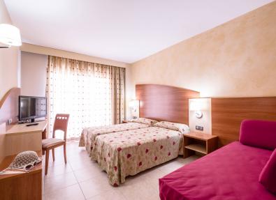 Rooms hotel California Palace Salou Tarragona