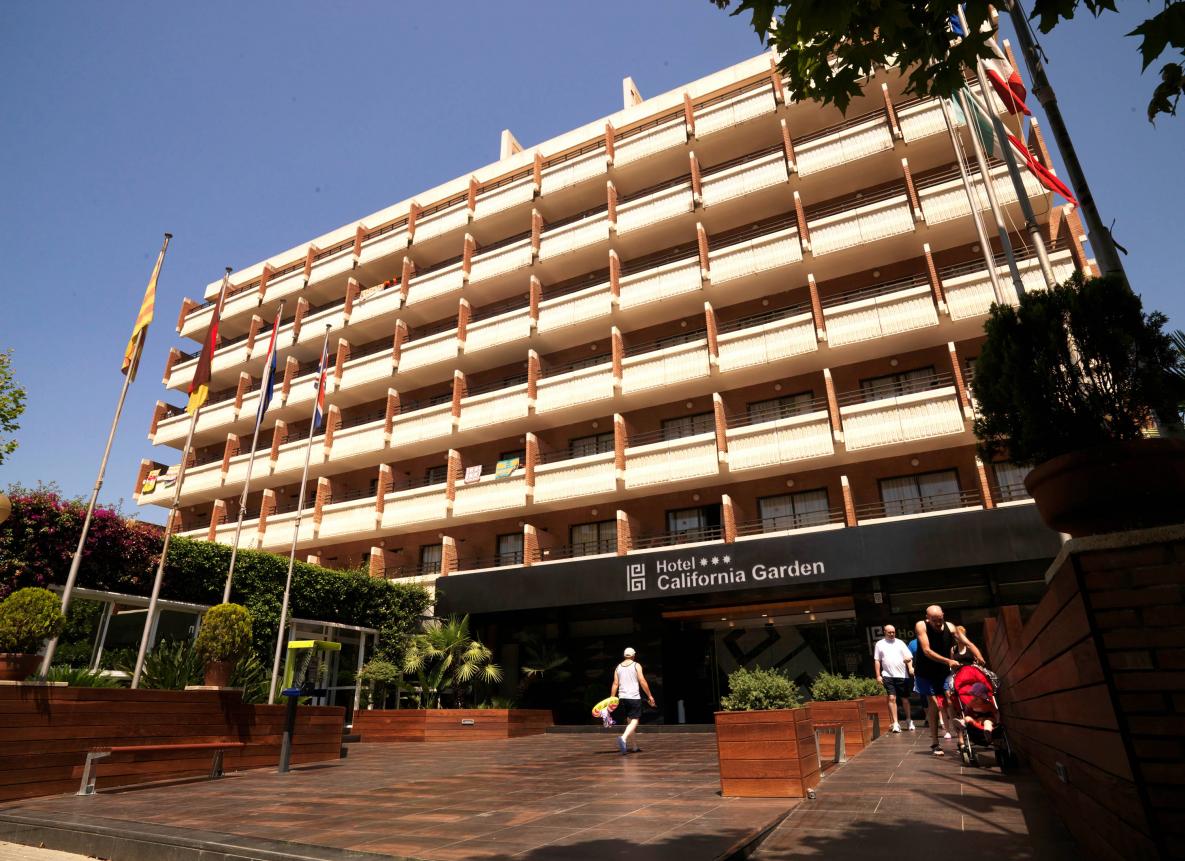 Photo Gallery Of The Hotel California Garden In Salou Spain photo-gallery-of-the-hotel-california-garden-in-salou-spain