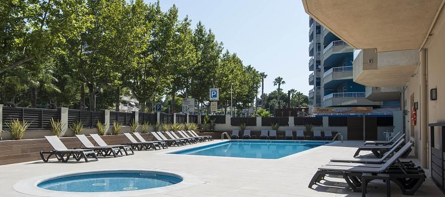 Aparthotel California ***