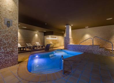 Indor pool Hotel California Palace Salou Tarragona